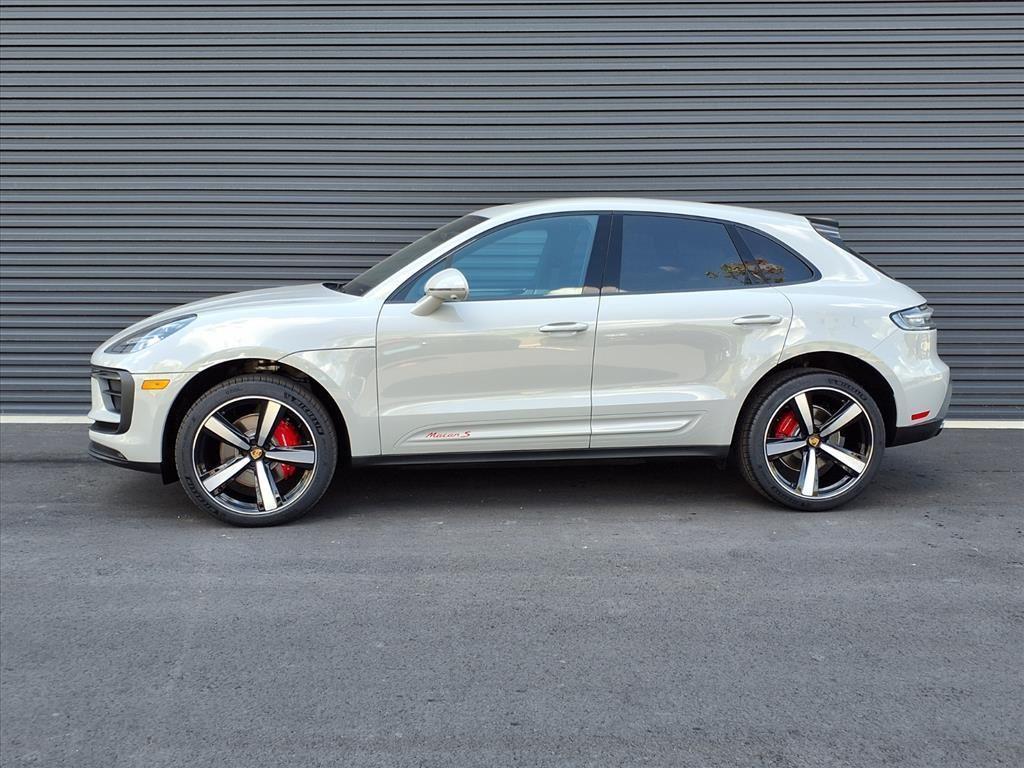 new 2025 Porsche Macan car