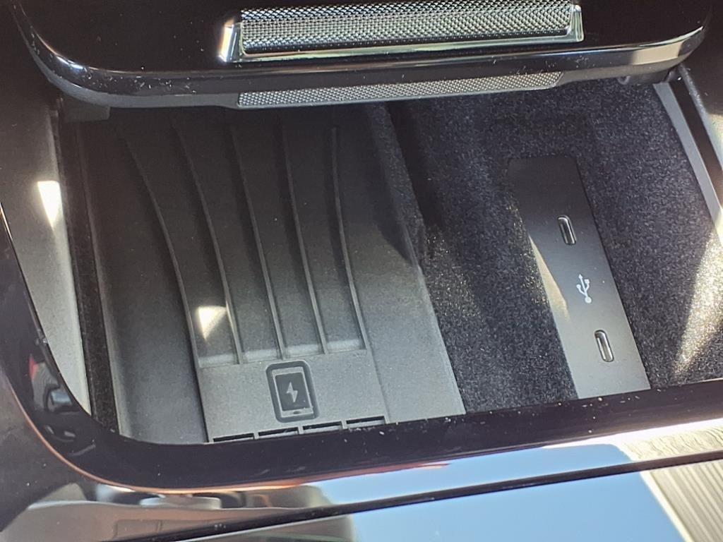 new 2025 Porsche Cayenne car, priced at $130,285