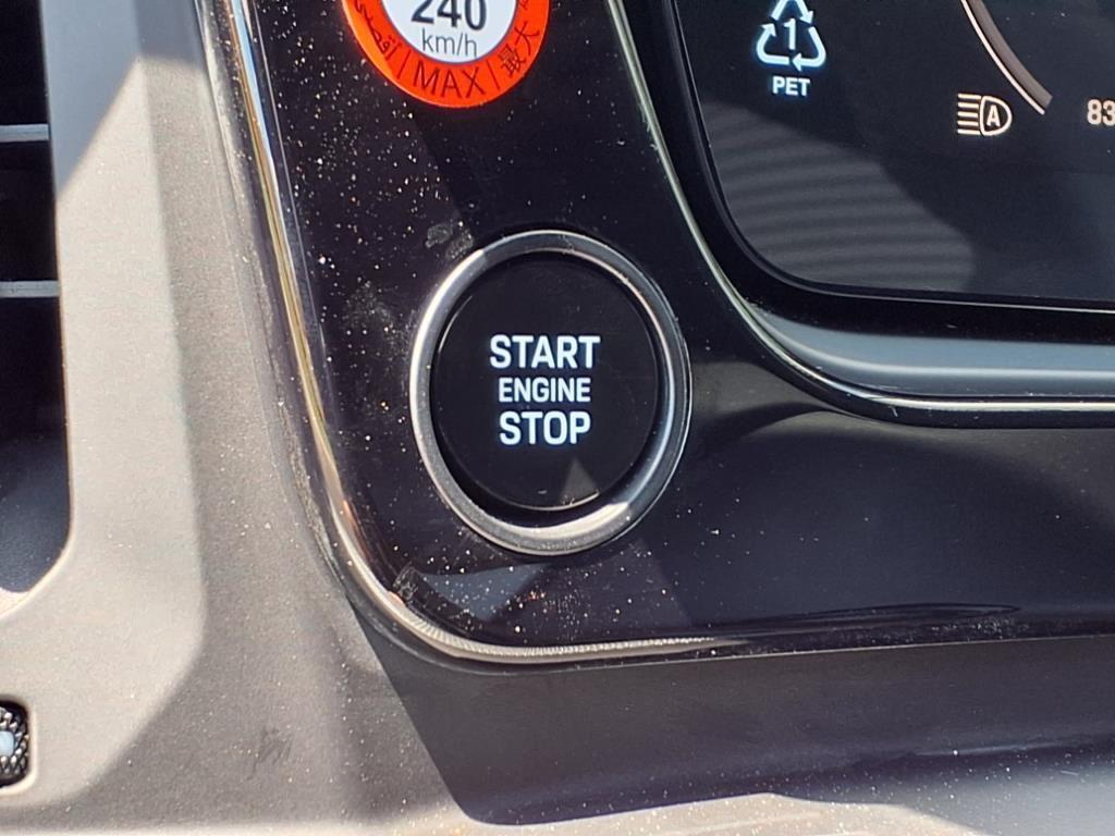 new 2025 Porsche Cayenne car, priced at $130,285