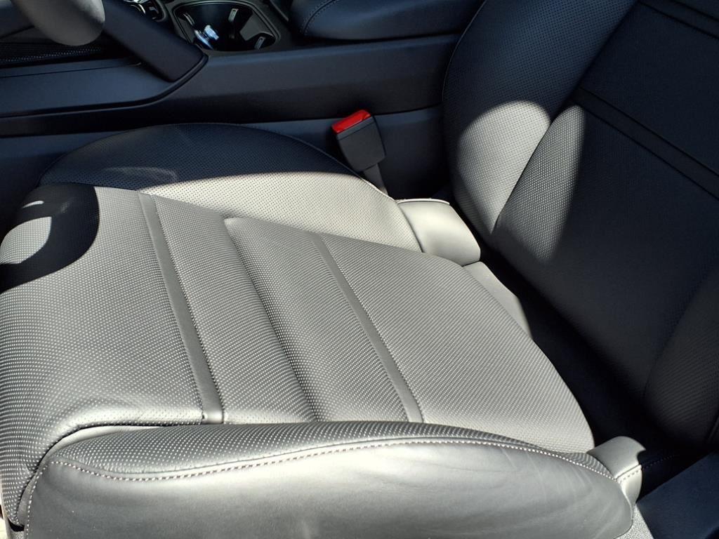 new 2025 Porsche Cayenne car, priced at $130,285