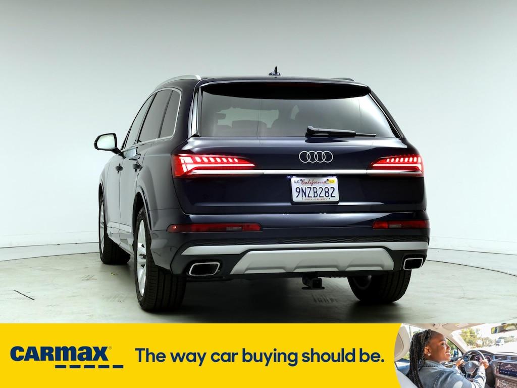 used 2025 Audi Q7 car, priced at $56,998