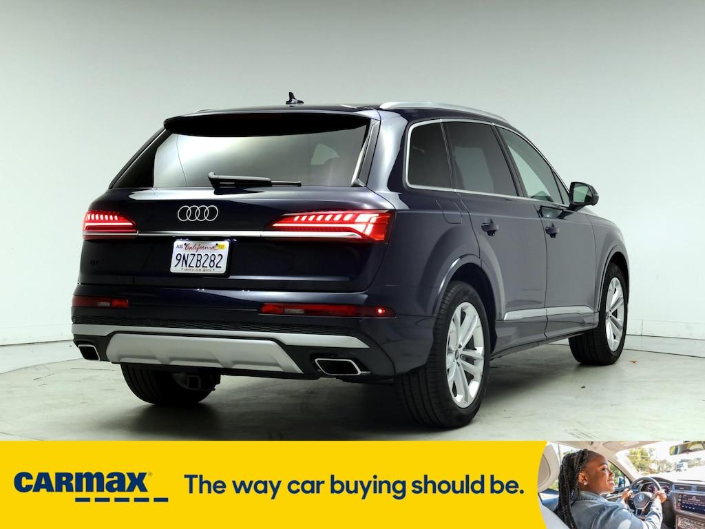 used 2025 Audi Q7 car, priced at $56,998