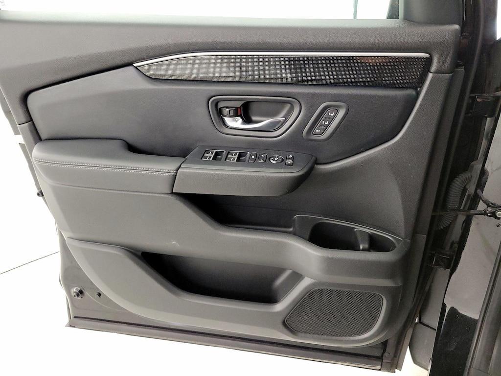 used 2023 Honda Pilot car, priced at $41,998