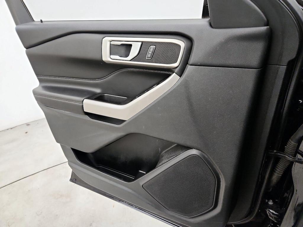 used 2023 Ford Explorer car, priced at $30,998