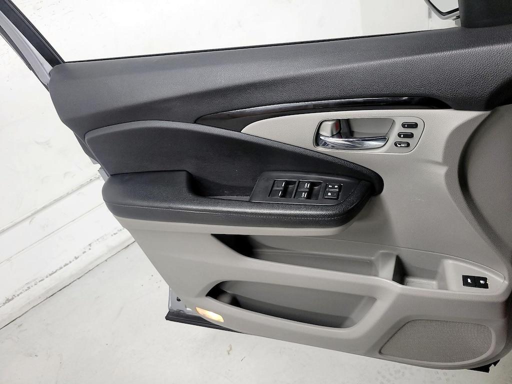 used 2016 Honda Pilot car, priced at $18,998