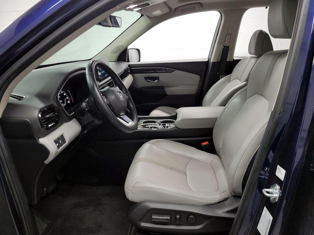 used 2024 Honda Pilot car, priced at $38,998