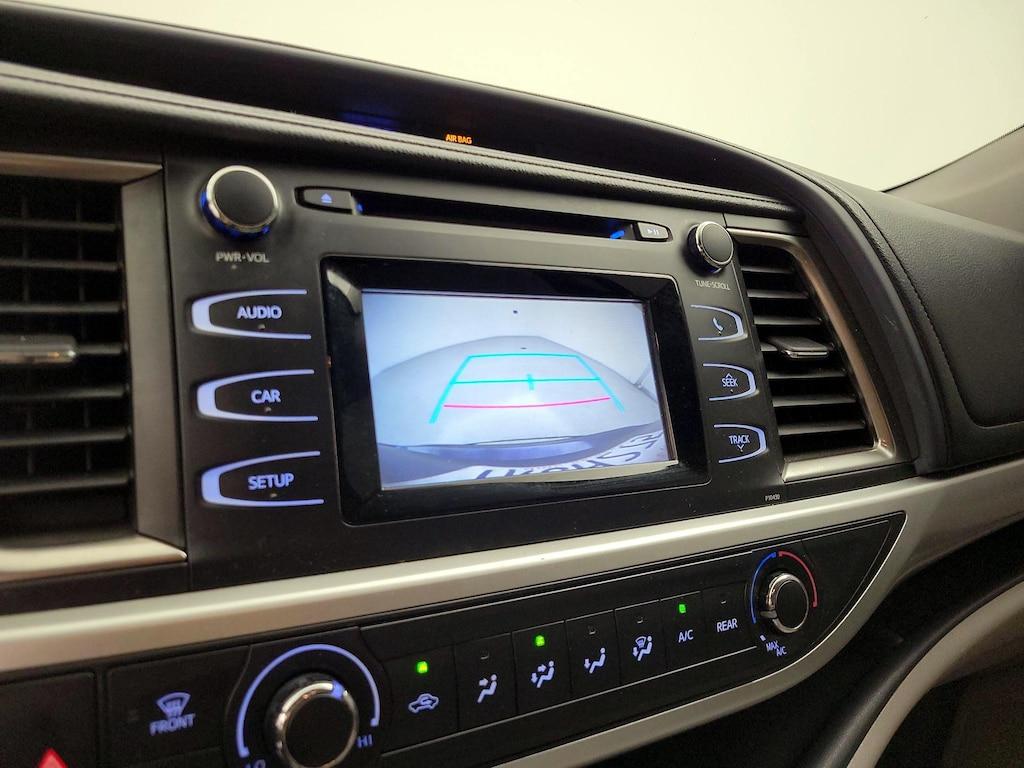 used 2015 Toyota Highlander car, priced at $17,998