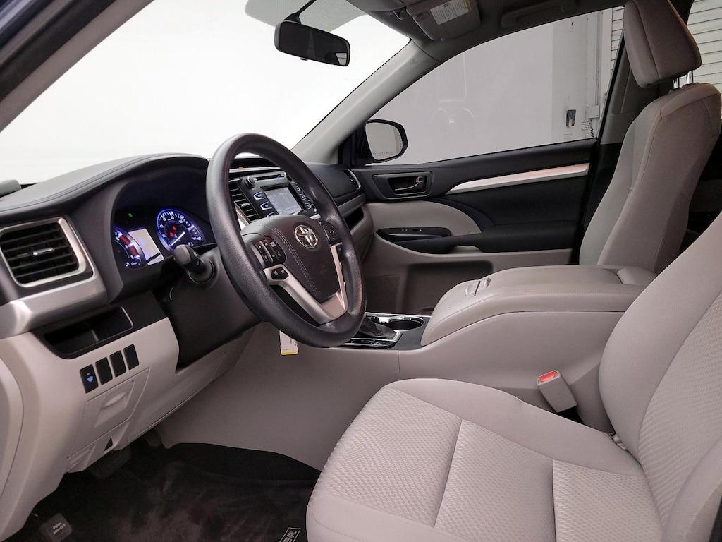 used 2015 Toyota Highlander car, priced at $17,998