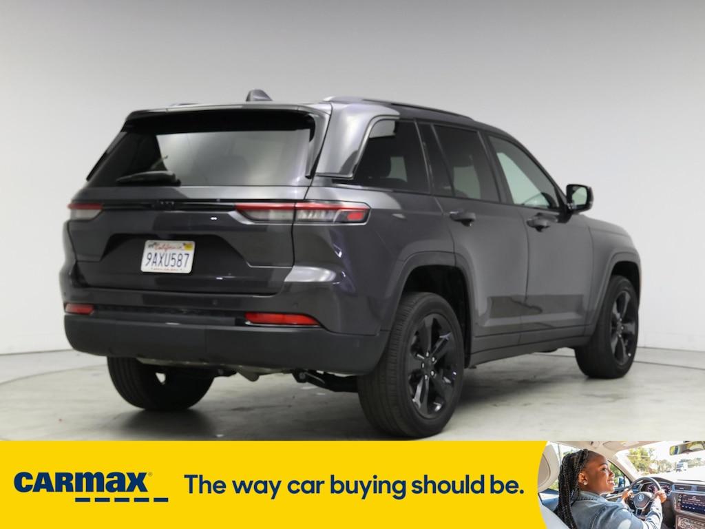 used 2022 Jeep Grand Cherokee car, priced at $33,998
