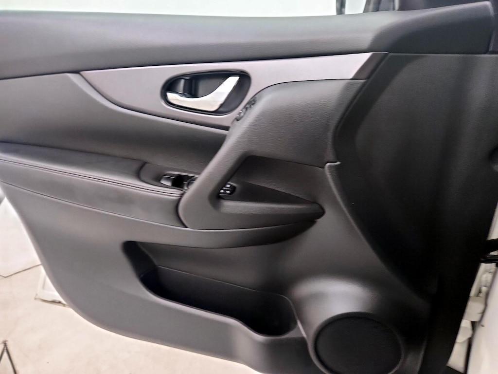 used 2016 Nissan Rogue car, priced at $14,998