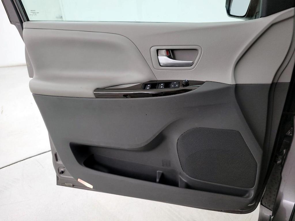 used 2015 Toyota Sienna car, priced at $21,998