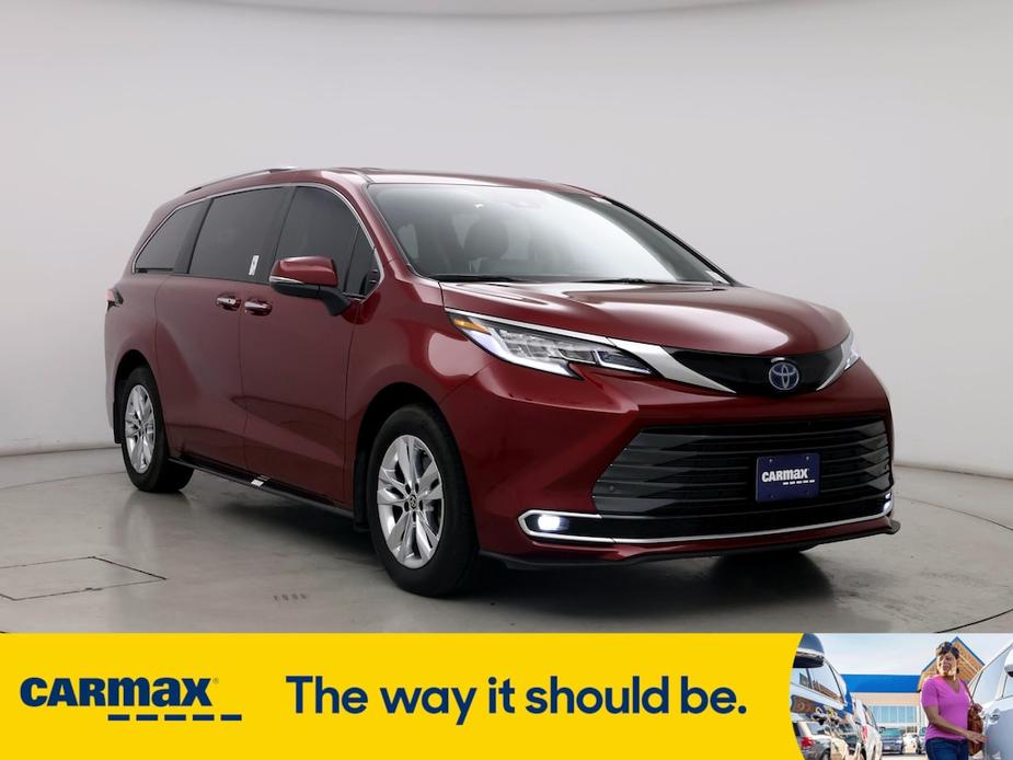 used 2023 Toyota Sienna car, priced at $51,998