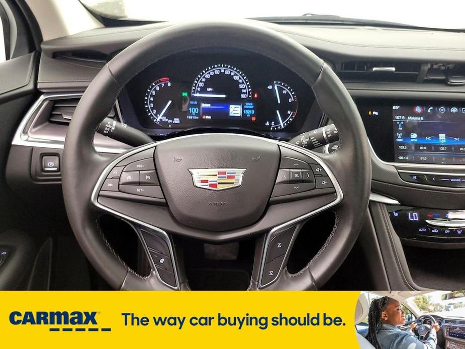 used 2018 Cadillac XT5 car, priced at $26,998