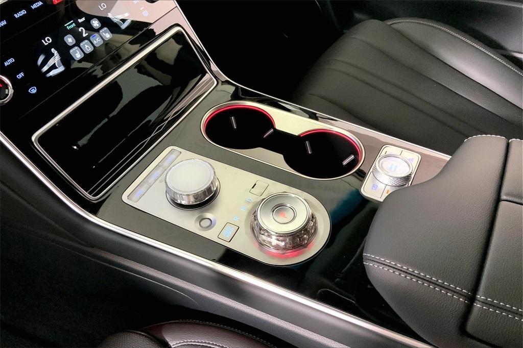 new 2025 Genesis GV80 car, priced at $68,013