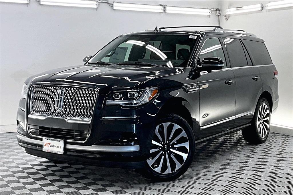 new 2023 Lincoln Navigator car, priced at $87,640