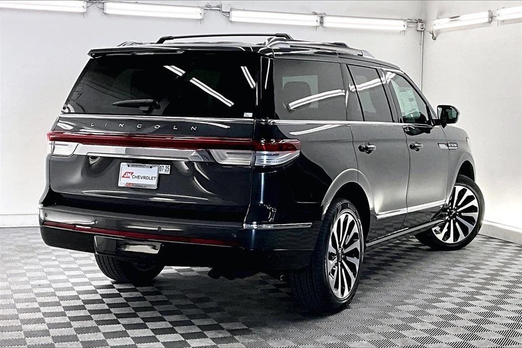 new 2023 Lincoln Navigator car, priced at $87,640