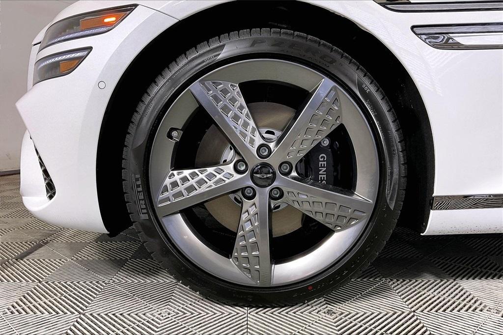 new 2026 Genesis G80 car, priced at $87,693