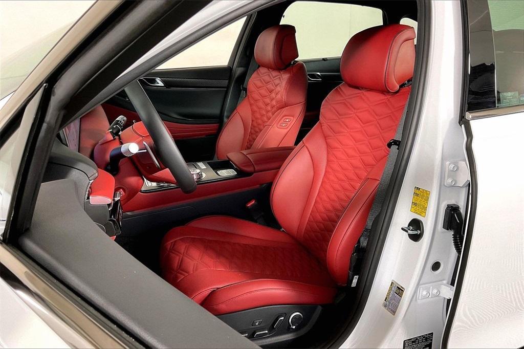 new 2026 Genesis G80 car, priced at $87,693