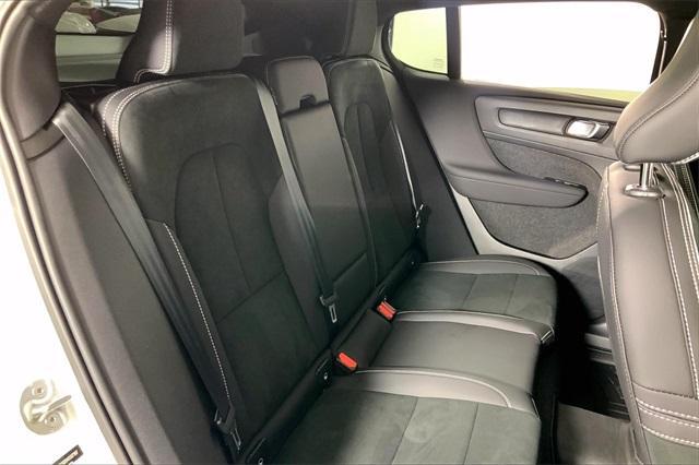 used 2022 Volvo C40 Recharge Pure Electric car, priced at $25,575