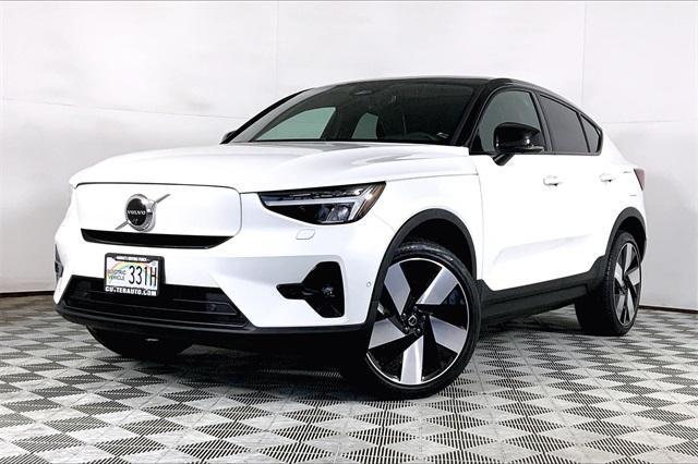 used 2022 Volvo C40 Recharge Pure Electric car, priced at $25,575