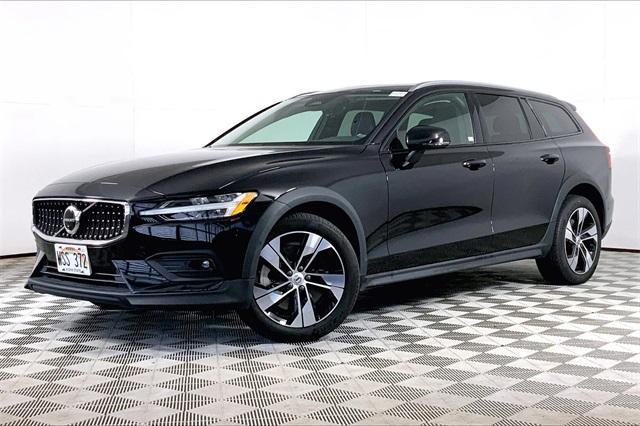 used 2023 Volvo V60 Cross Country car, priced at $39,795