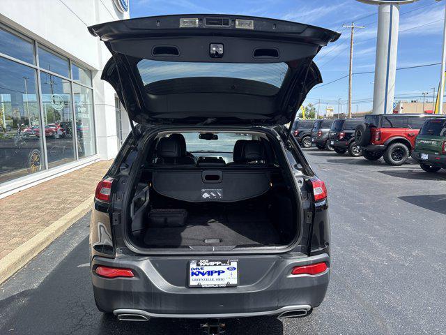 used 2015 Jeep Cherokee car, priced at $15,500