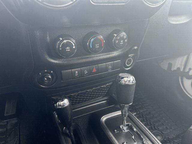 used 2015 Jeep Wrangler Unlimited car, priced at $23,950