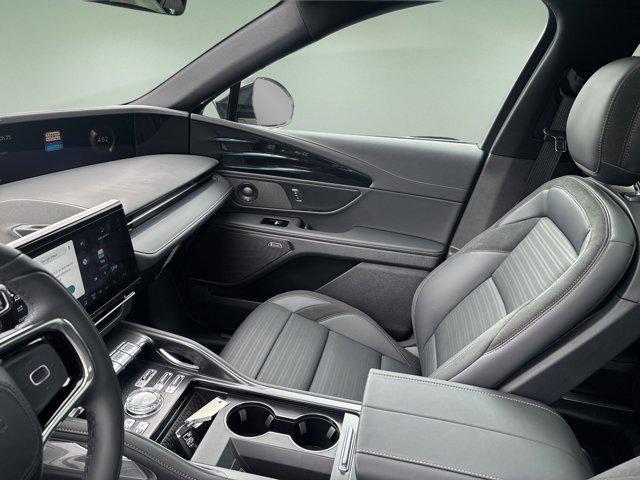 new 2025 Lincoln Nautilus car, priced at $66,455
