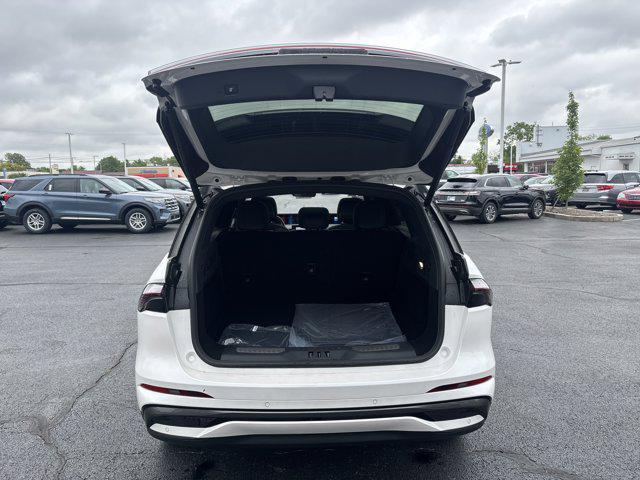 new 2025 Lincoln Nautilus car, priced at $66,455