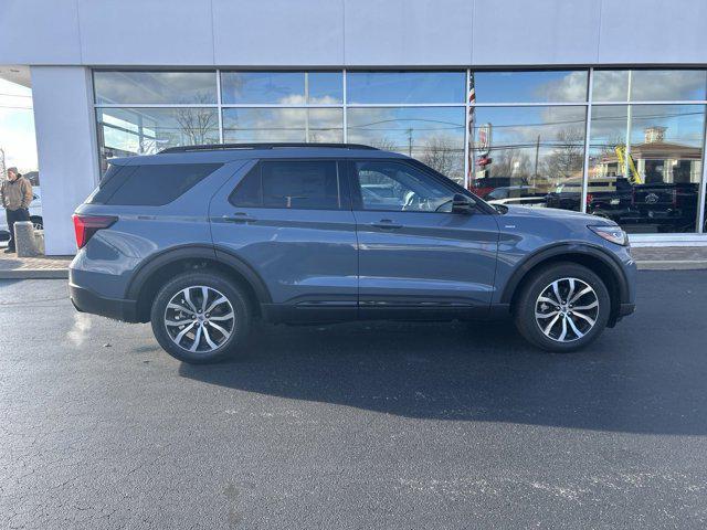 new 2025 Ford Explorer car, priced at $51,095