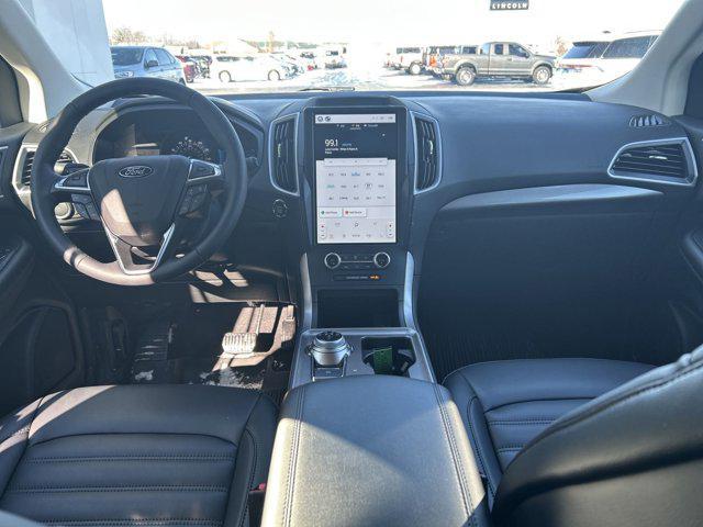 used 2024 Ford Edge car, priced at $36,900