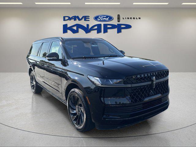 new 2025 Lincoln Navigator car, priced at $109,785