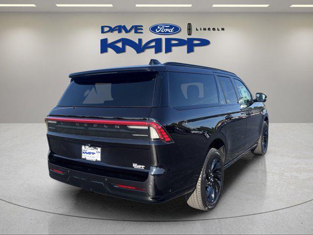 new 2025 Lincoln Navigator car, priced at $109,785