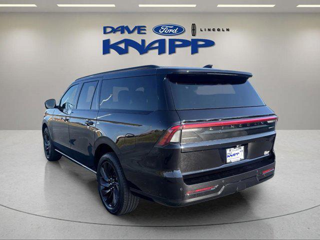 new 2025 Lincoln Navigator car, priced at $109,785