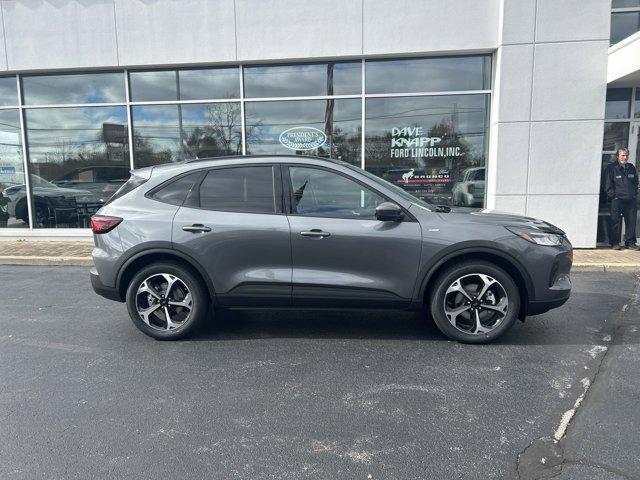 new 2025 Ford Escape car, priced at $39,895