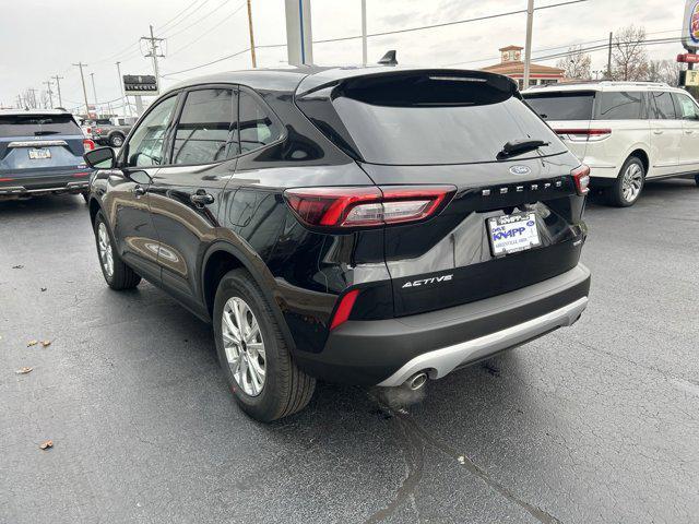 new 2025 Ford Escape car, priced at $33,015