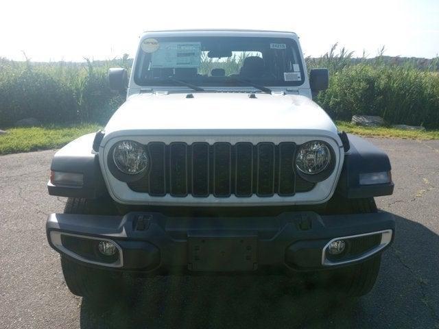 new 2024 Jeep Gladiator car, priced at $44,310