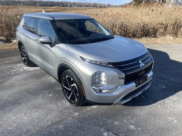 used 2024 Mitsubishi Outlander car, priced at $27,993