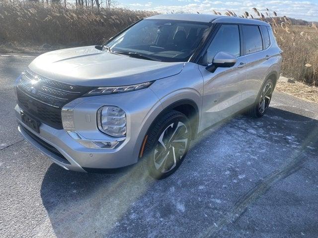 used 2024 Mitsubishi Outlander car, priced at $27,993