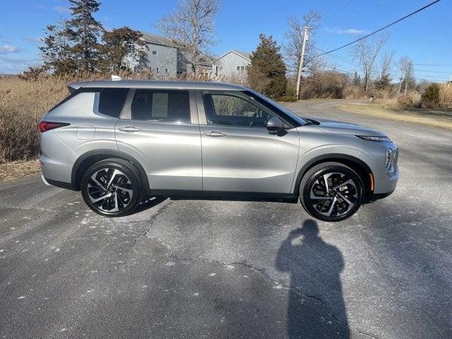 used 2024 Mitsubishi Outlander car, priced at $27,993