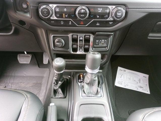new 2025 Jeep Wrangler car, priced at $60,215