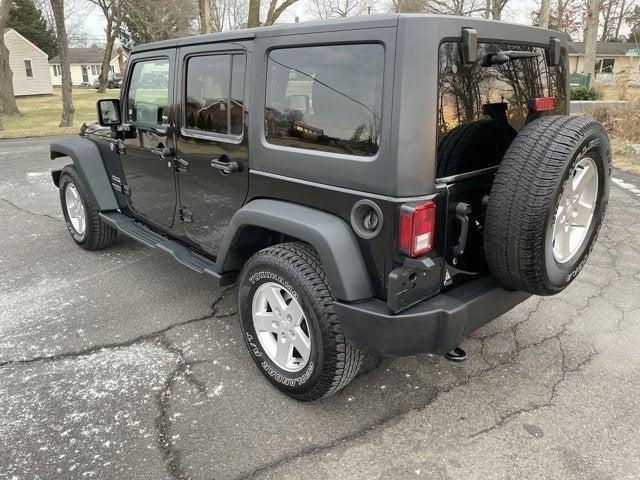 used 2015 Jeep Wrangler Unlimited car, priced at $18,995