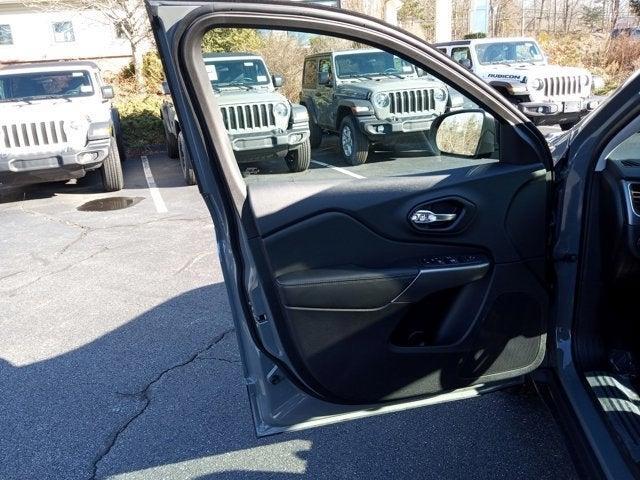 new 2022 Jeep Cherokee car, priced at $41,425