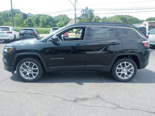 new 2024 Jeep Compass car, priced at $34,085