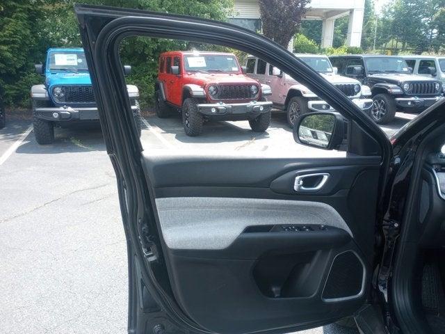 new 2024 Jeep Compass car, priced at $34,085