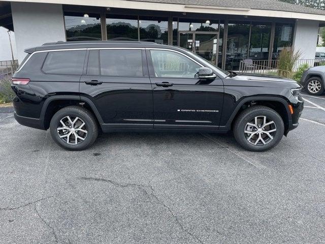 new 2024 Jeep Grand Cherokee L car, priced at $54,910