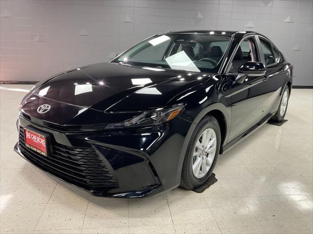 used 2025 Toyota Camry car, priced at $28,995