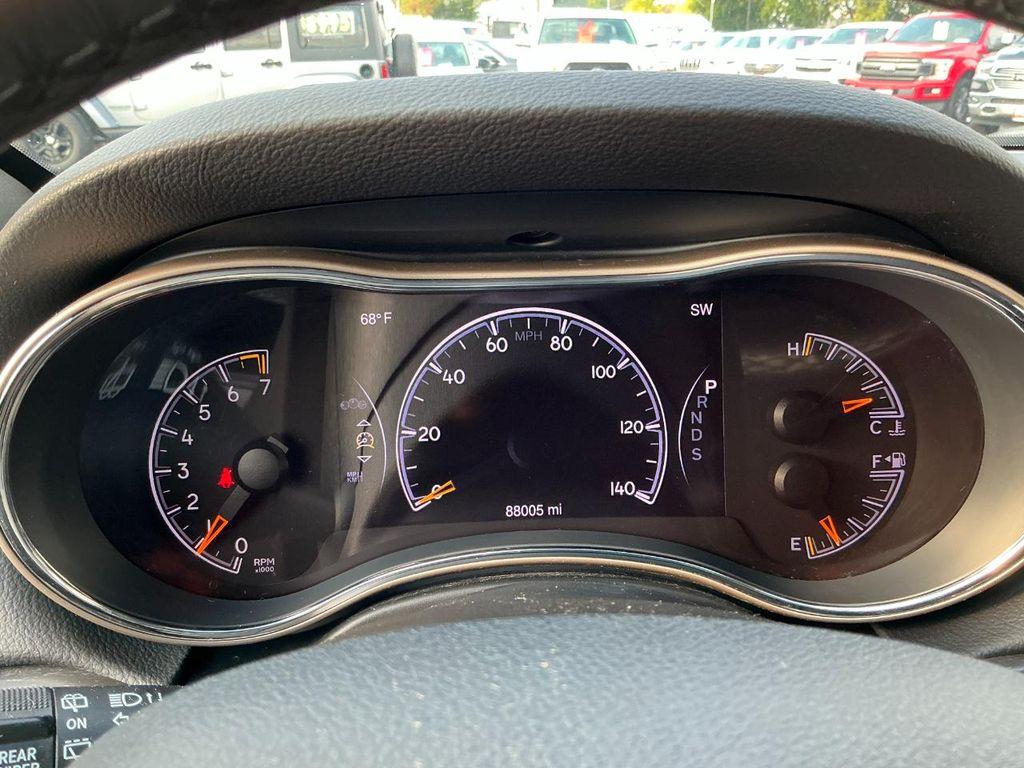 used 2015 Jeep Grand Cherokee car, priced at $12,995