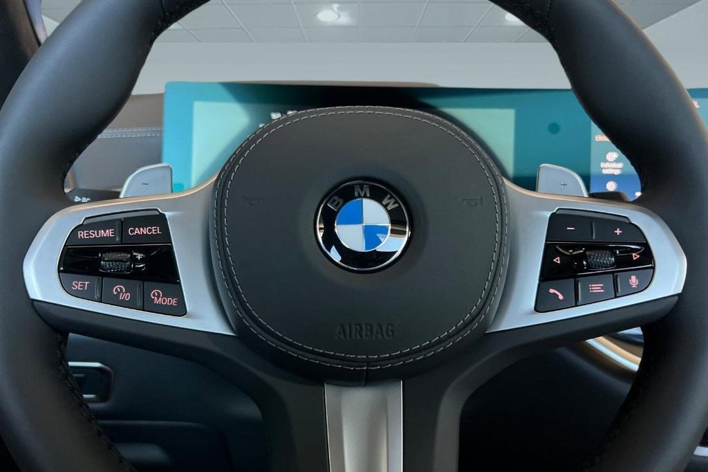 new 2026 BMW X7 car, priced at $102,790