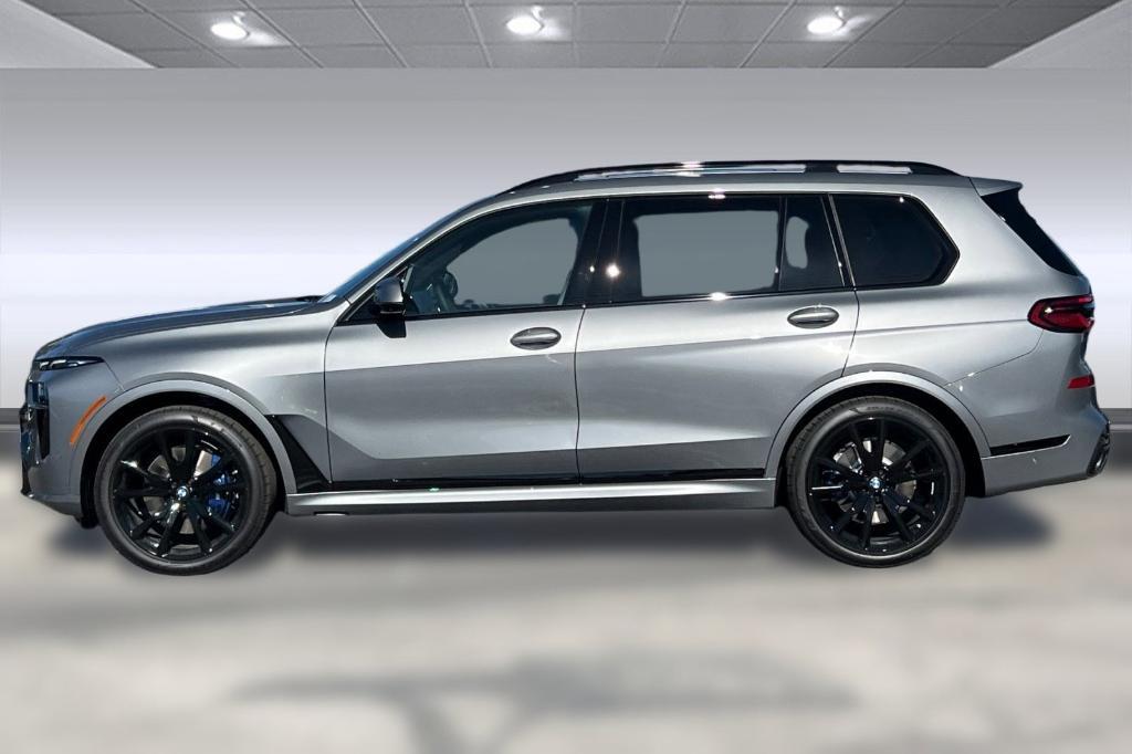 new 2026 BMW X7 car, priced at $102,790